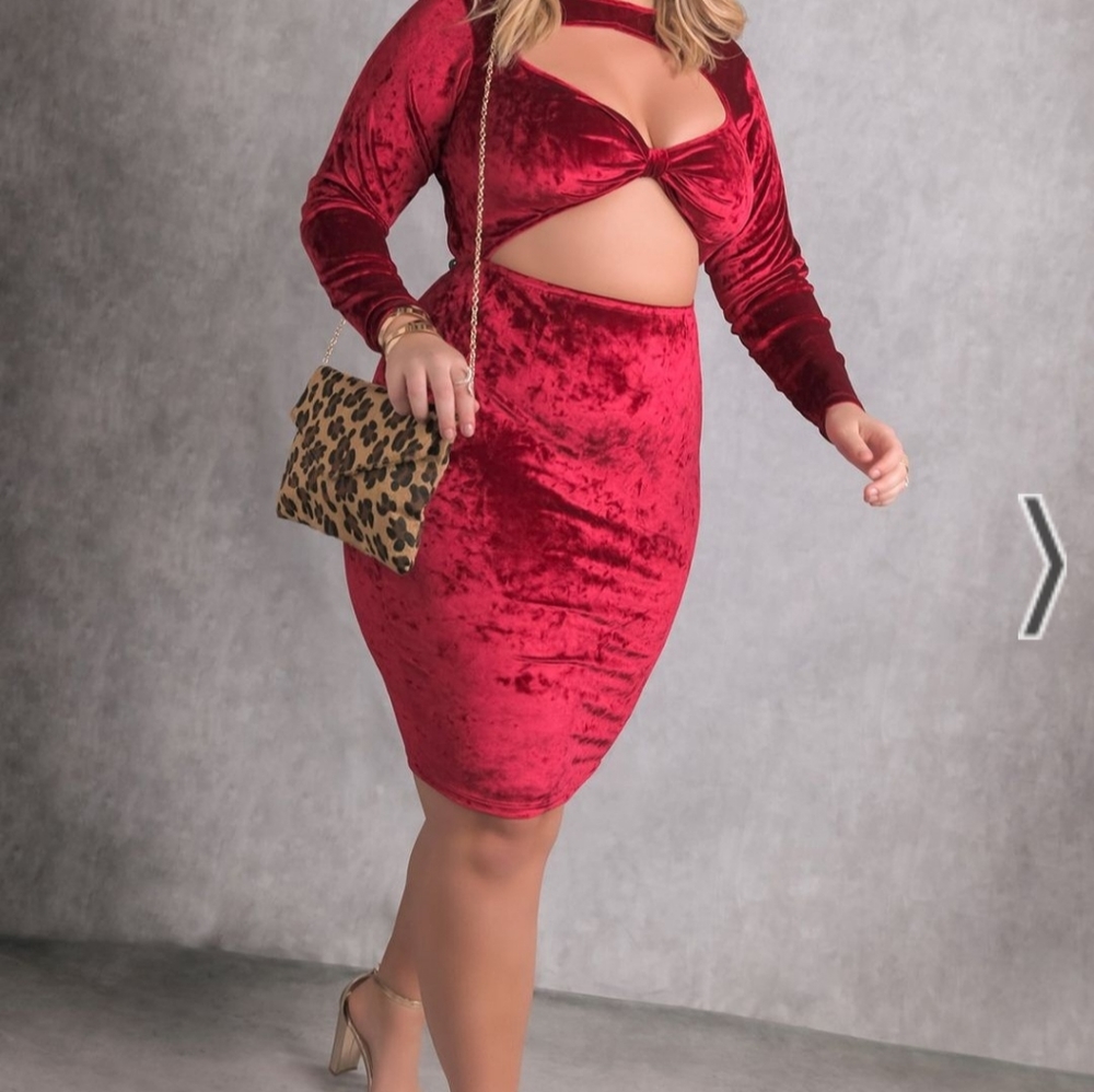 Rebdolls red velvet dress 5x